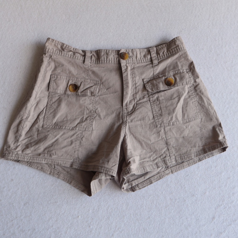 Vuori Vintage Ripstop Utility Shorts Tan Khaki Womens Medium VW3039